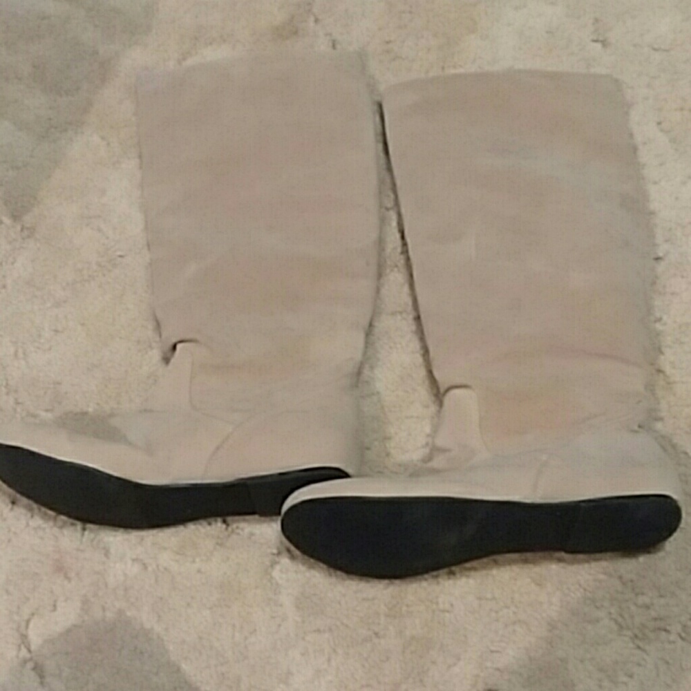 Dress boots